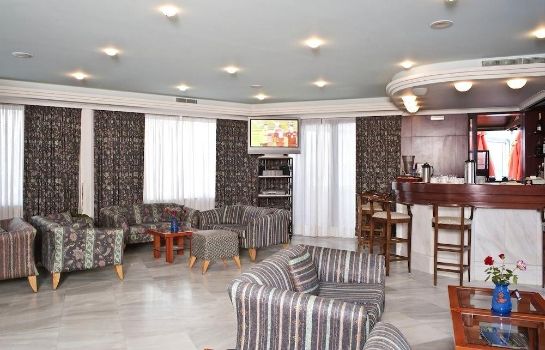 Hotelhalle Ilianthos Village