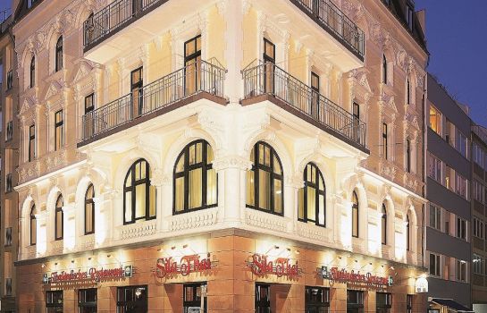 Burns Arthotel Dusseldorf Great Prices At Hotel Info