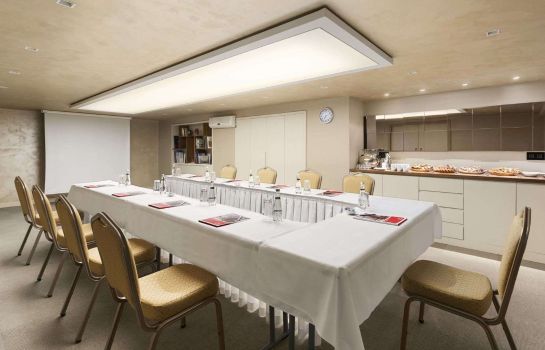 Hotel Ramada Istanbul Grand Bazaar Great Prices At Hotel Info
