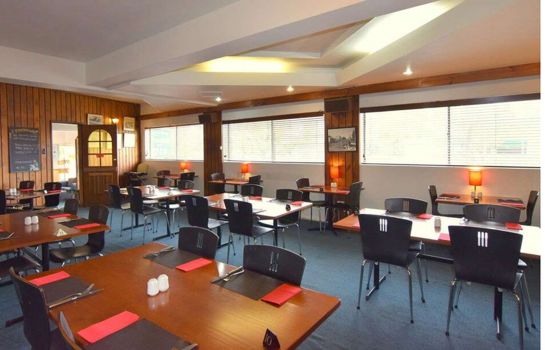 Hotel Country Comfort Cowra Great Prices At Hotel Info