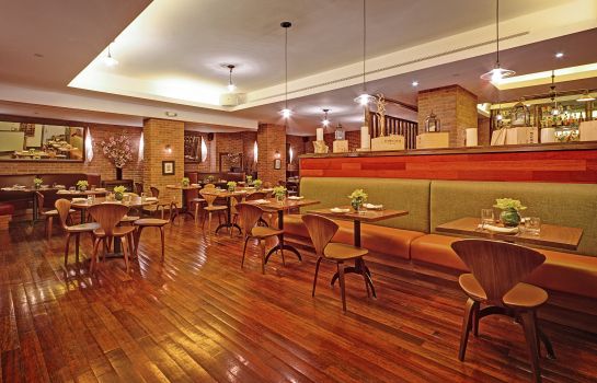Restauracja HOTEL GIRAFFE BY LIBRARY HOTEL
