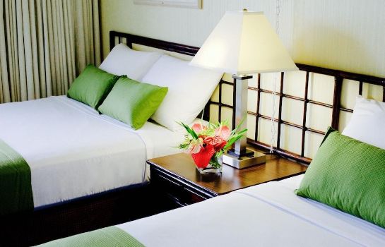Standard room Maui Seaside Hotel