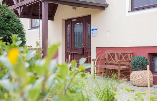 hotel reinisch just rooms schwechat great prices at hotel info