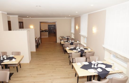 Hotel Deutsches Haus Blomberg Great Prices At Hotel Info