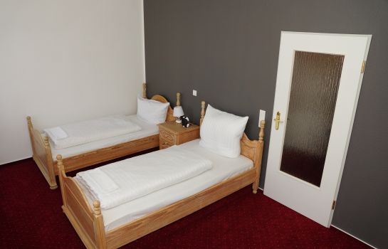 Hotel Deutsches Haus Blomberg Great Prices At Hotel Info