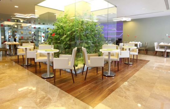 Hotel Ramada By Wyndham Istanbul Taksim Great Prices At Hotel Info