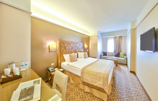 Hotel Ramada By Wyndham Istanbul Taksim Great Prices At Hotel Info