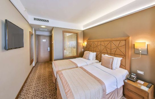Hotel Ramada By Wyndham Istanbul Taksim Great Prices At Hotel Info