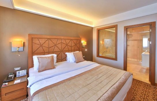 Hotel Ramada By Wyndham Istanbul Taksim Great Prices At Hotel Info