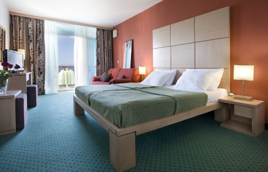 Hotel Beli Kamik - Krk – Great prices at HOTEL INFO