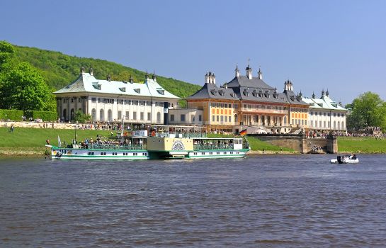 Surroundings Schloss Hotel Dresden-Pillnitz