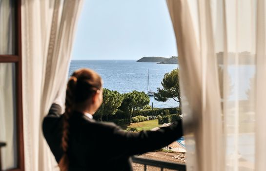 Info The St. Regis Mardavall Mallorca Resort