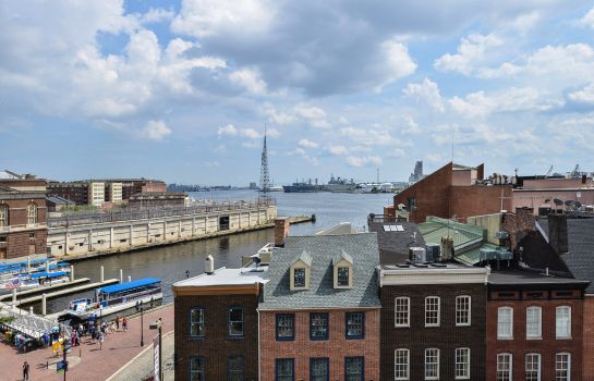Außenansicht Admiral Fell Inn Baltimore Harbor Ascend