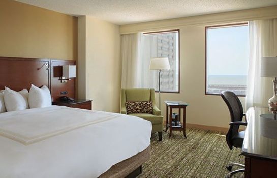 Zimmer Cleveland Marriott Downtown at Key Tower
