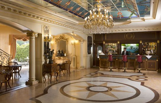 Hall Vanvitelli Grand Hotel