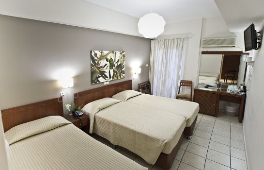 Dreibettzimmer Epidavros Hotel