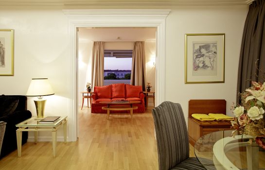 Suite Theoxenia Palace Kifissia