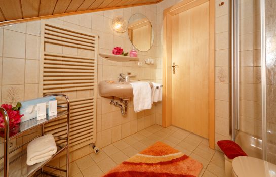 hotel haus am berg rinchnach great prices at hotel info