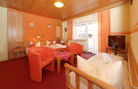 hotel haus am berg rinchnach great prices at hotel info