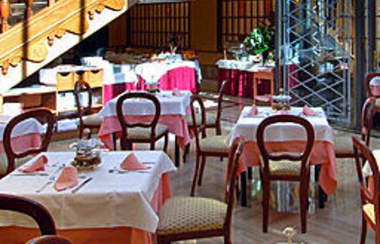 Bufet de desayuno TRYP Madrid Leganés Hotel