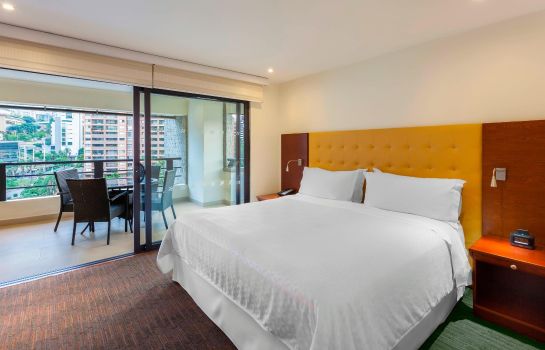 Suite Four Points by Sheraton Medellin