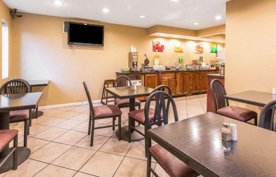 Restaurant Quality Inn Modesto near Salida