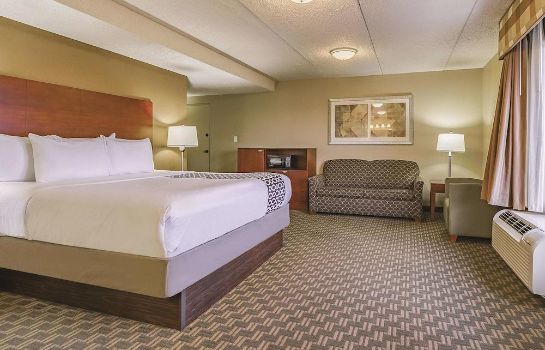 Habitación estándar La Quinta Inn & Suites by Wyndham Cleveland Airport West