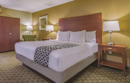 Pokój standardowy La Quinta Inn & Suites by Wyndham Cleveland Airport West