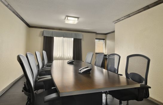 Conference room Ramada by Wyndham Houston Intercontinental Airport South