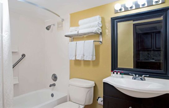 Hotel Ramada Plaza By Wyndham Marco Polo Beach Resort In Sunny Isles Beach Hotel De Relax in style at our ramada plaza marco polo beach resort. hotel de