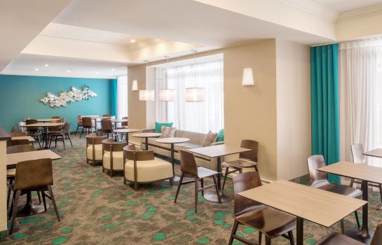 Restaurant SpringHill Suites Old Montreal