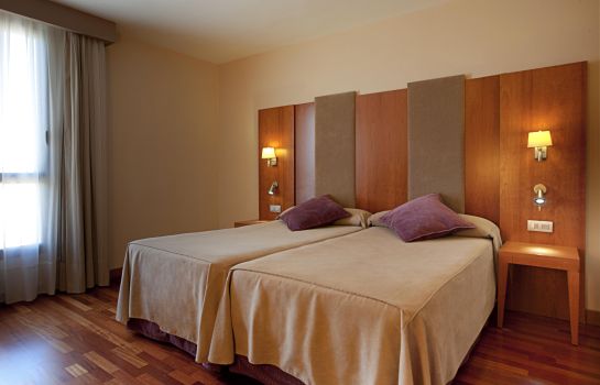 Double room (standard) NH Ciudad de Almeria