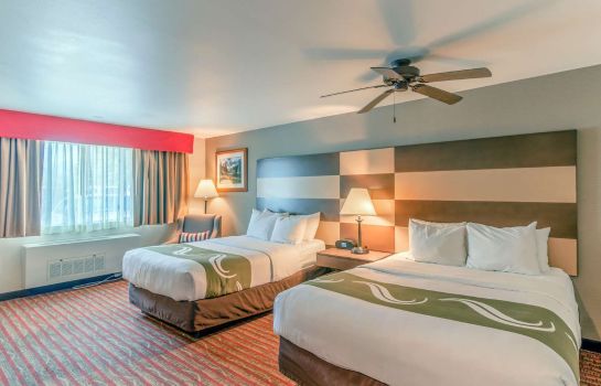 Zimmer Quality Inn - Rocky Mt Ntnl Park