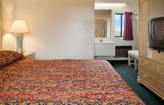Zimmer Comfort Suites Near Denver Downtown