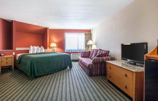 Suite Quality Inn and Suites Centerville