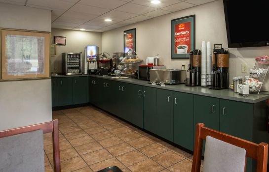 Restaurant Econo Lodge Inn and Suites at Fort Benni