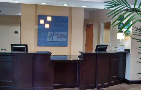 Hotelhalle EX 19B) Holiday Inn Express & Suites ANDERSON-I-85 (HWY 76