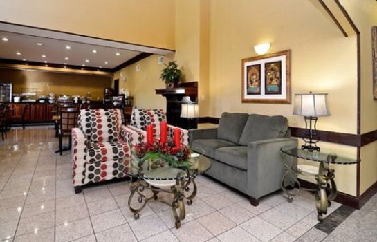 Lobby Quality Inn and Suites Cincinnati