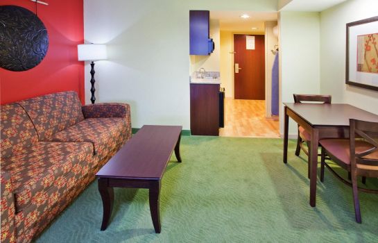 Suite Holiday Inn Express & Suites GREENVILLE-I-85 & WOODRUFF RD