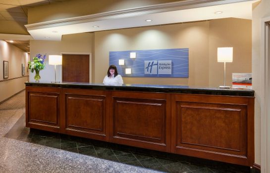 Vestíbulo del hotel Holiday Inn Express & Suites MINNEAPOLIS-DWTN (CONV CTR)