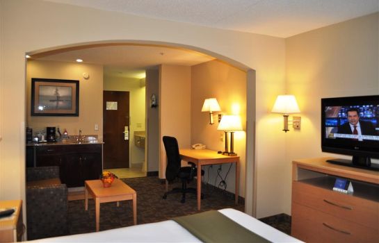 Suite SureStay Plus Hotel by Best Western Roanoke Rapids I 95