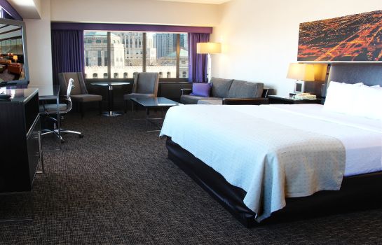 Zimmer Holiday Inn CHICAGO-MART PLAZA RIVER NORTH
