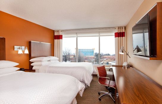 Room Four Points by Sheraton Cleveland Airport