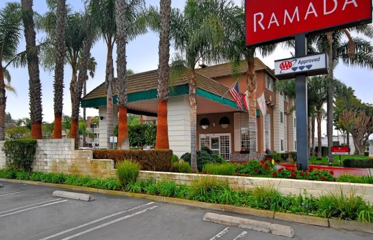 Exterior view Ramada by Wyndham Costa Mesa/Newport Beach