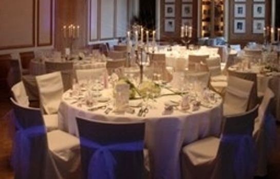 Hotel Schloss Gut Liebenberg In Löwenberger Land Hotel De