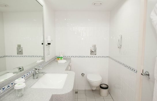 Holiday Inn Istanbul City Great Prices At Hotel Info