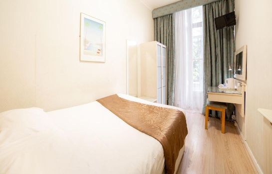 Oyo Amsterdam Hotel London Great Prices At Hotel Info