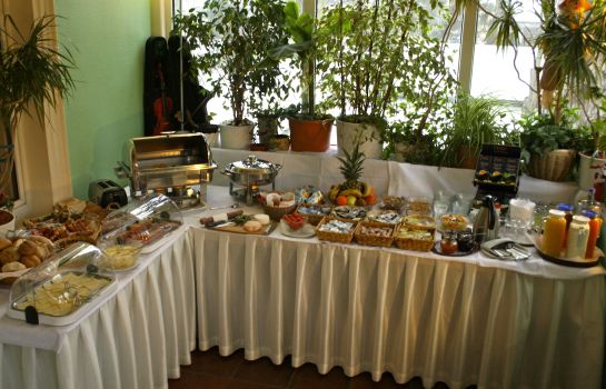 Breakfast buffet Am Schloss Borbeck
