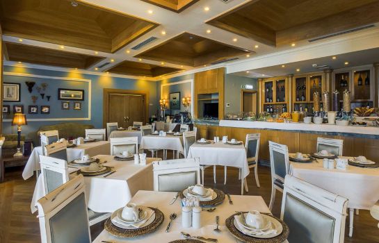 Hotel Olissippo Castelo Lisbon Great Prices At Hotel Info