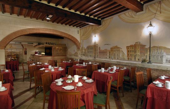 Sala de desayuno Bologna